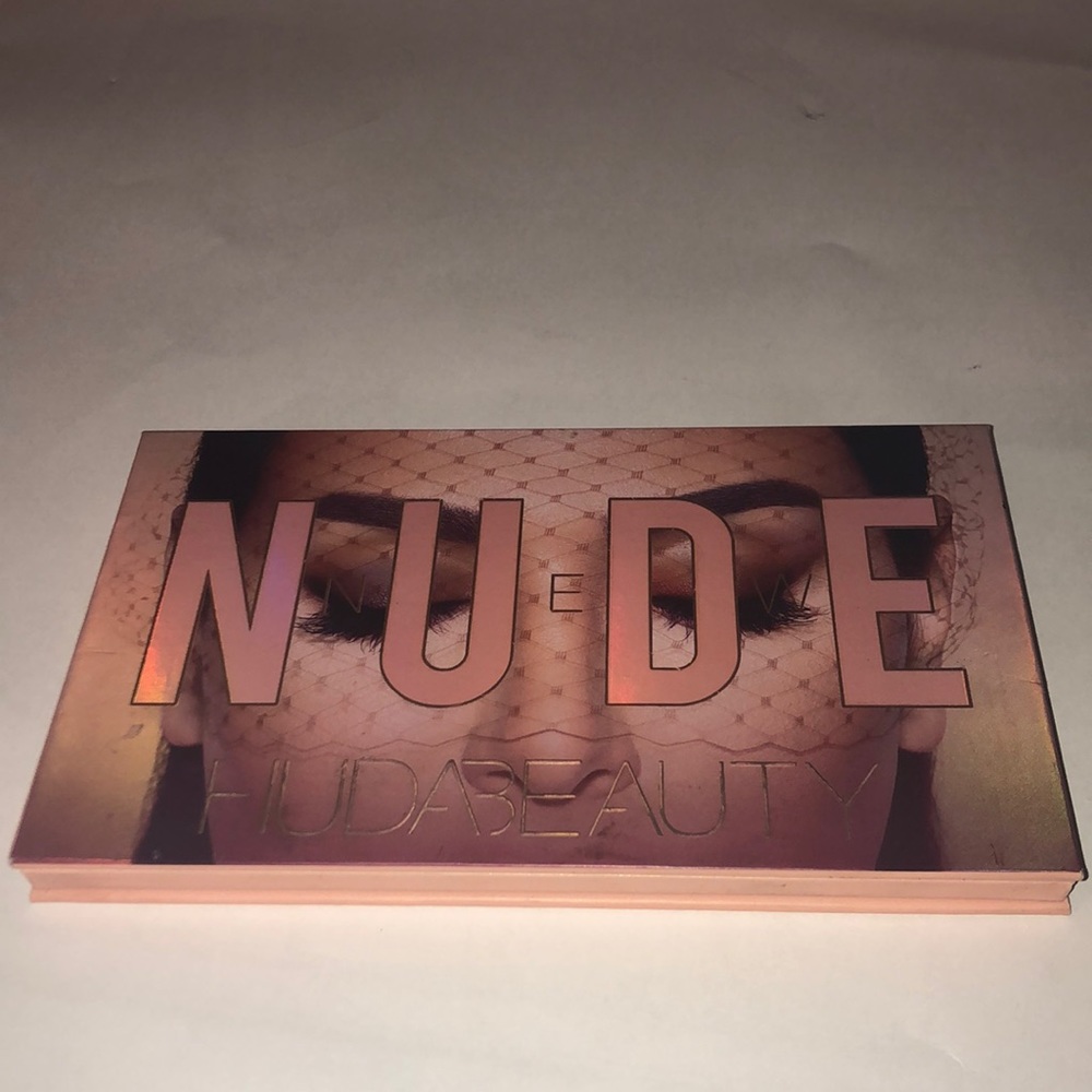 Huda Beauty New Nude